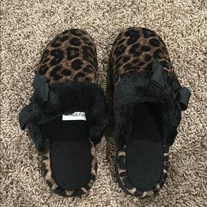 cheetah print slippers